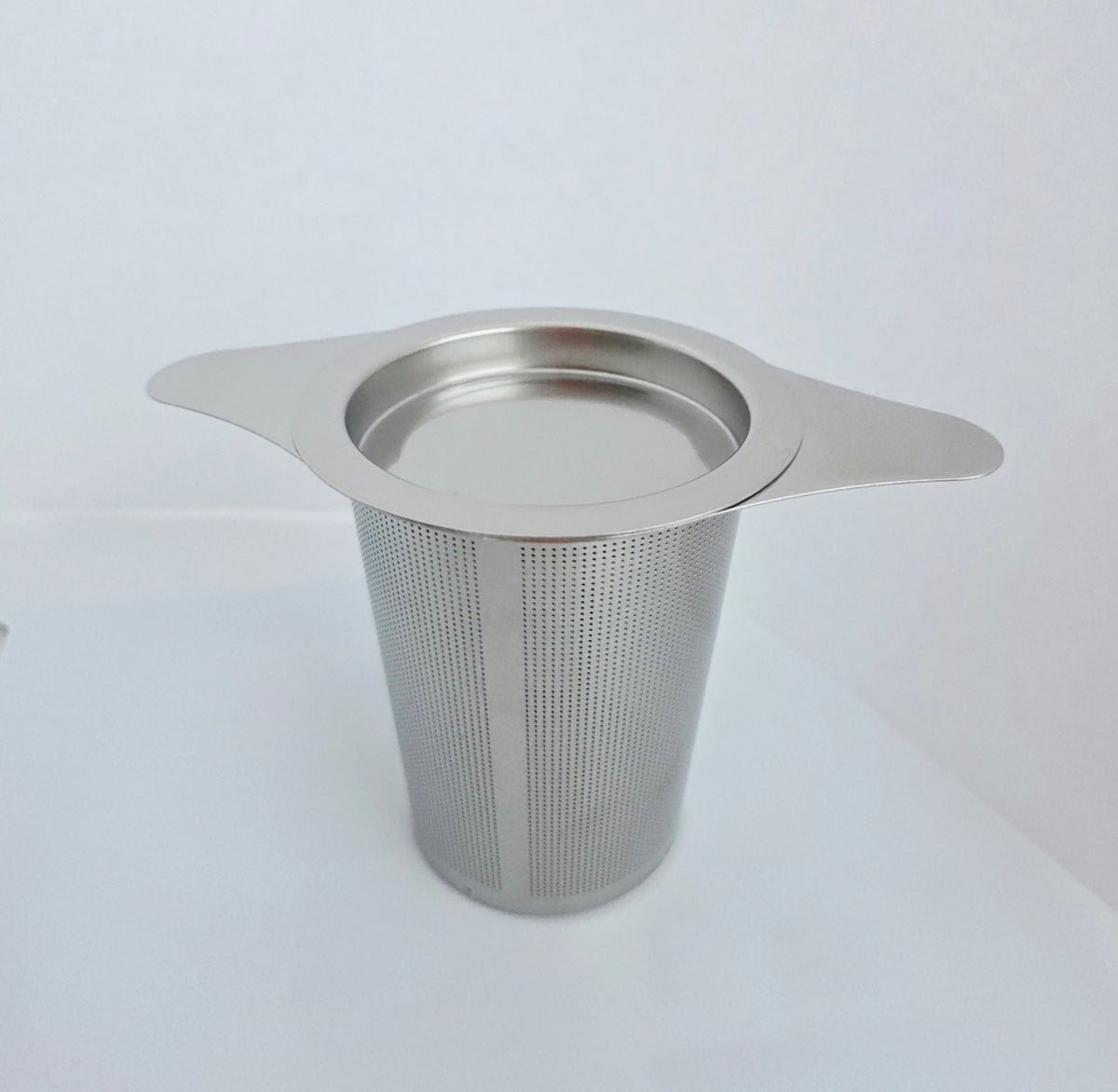 Stainless Steel Infuser with "Easy Rest" Handles + Lid/Saucer